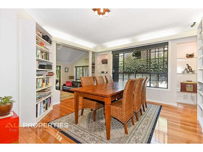 8 – 10 Heeler Court, Shailer Park QLD 4128