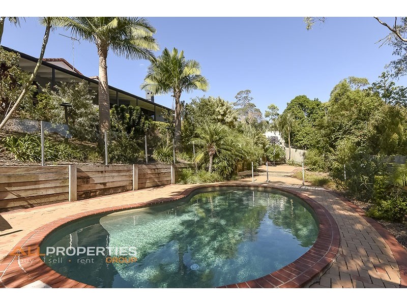 8 – 10 Heeler Court, Shailer Park QLD 4128