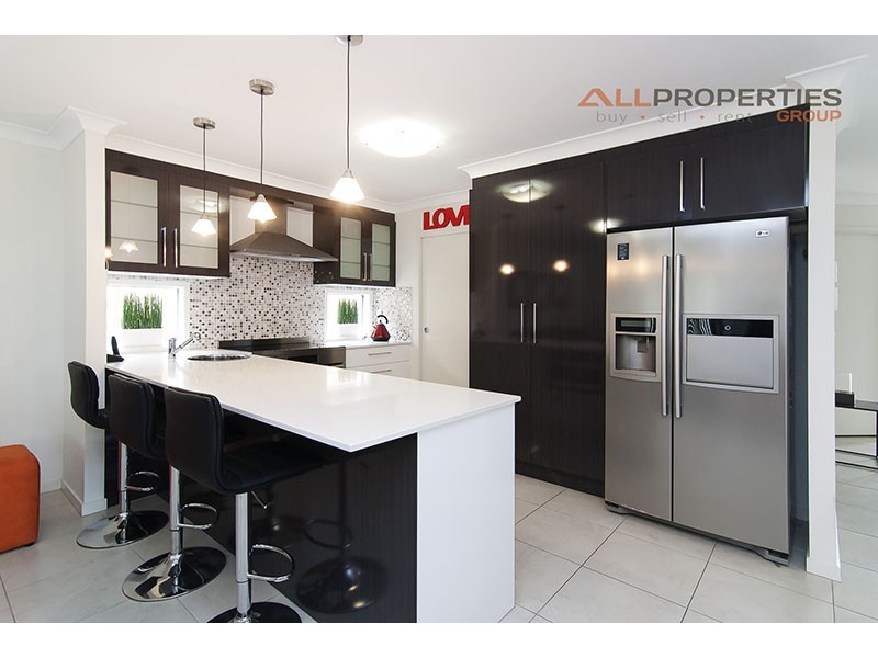 115 Cooper Crescent, Rochedale QLD 4123