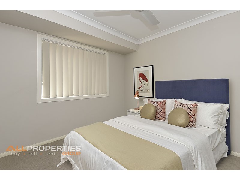 6 Mervyn Crescent, Redland Bay QLD 4165