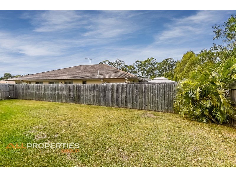 6 Mervyn Crescent, Redland Bay QLD 4165