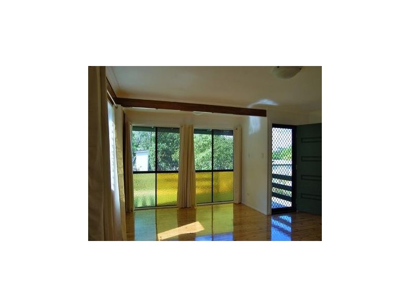 103 Smith Road, Woodridge QLD 4114