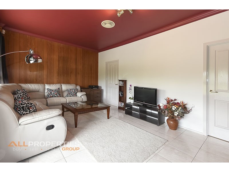 20 Castile Crescent, Holmview QLD 4207