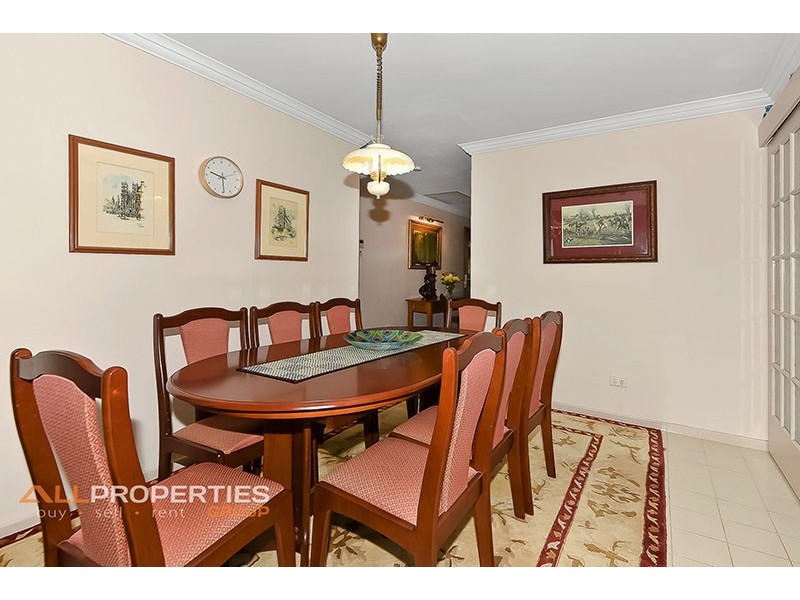 20 Castile Crescent, Holmview QLD 4207