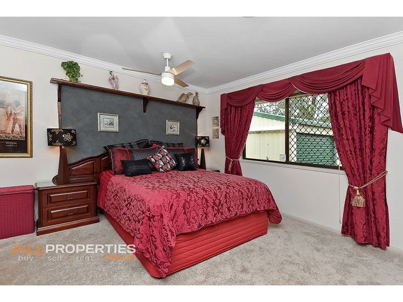 20 Castile Crescent, Holmview QLD 4207