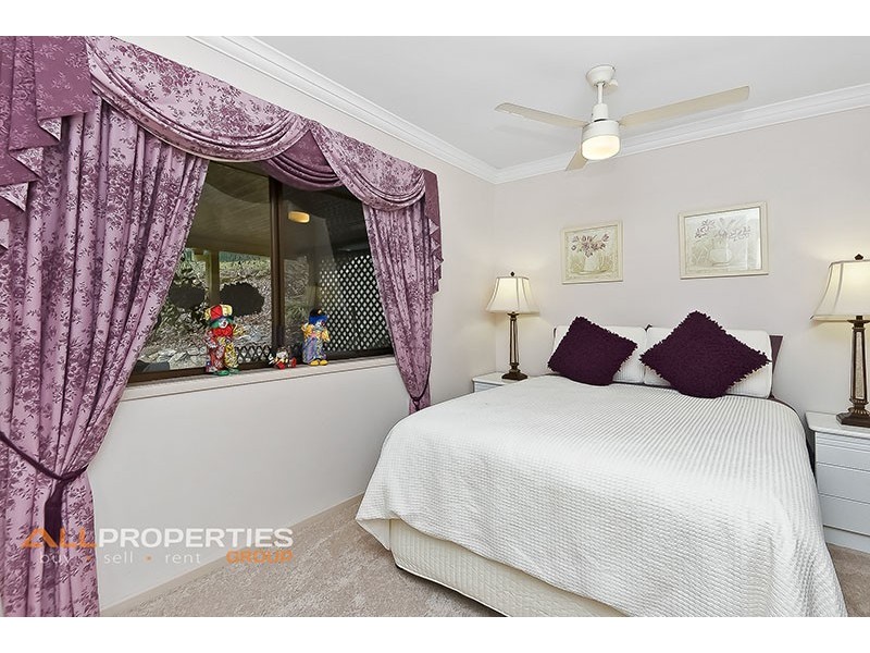 20 Castile Crescent, Holmview QLD 4207