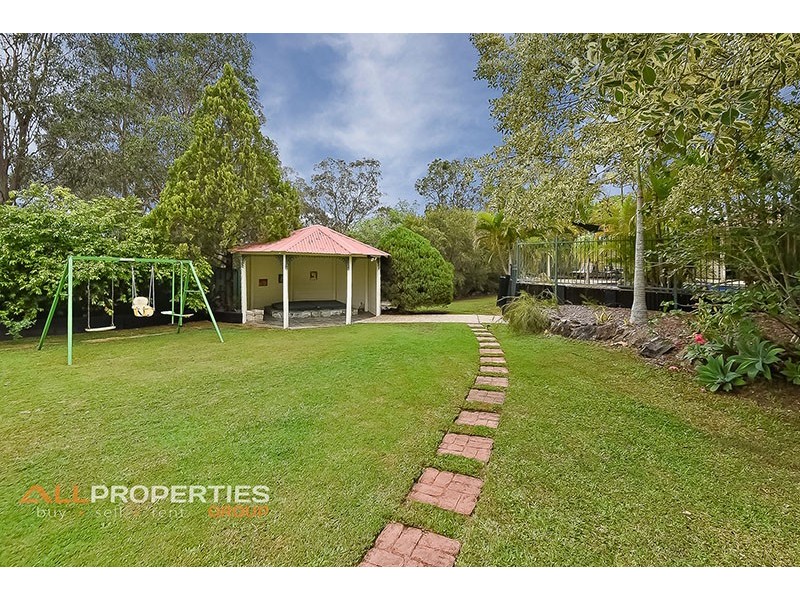 20 Castile Crescent, Holmview QLD 4207