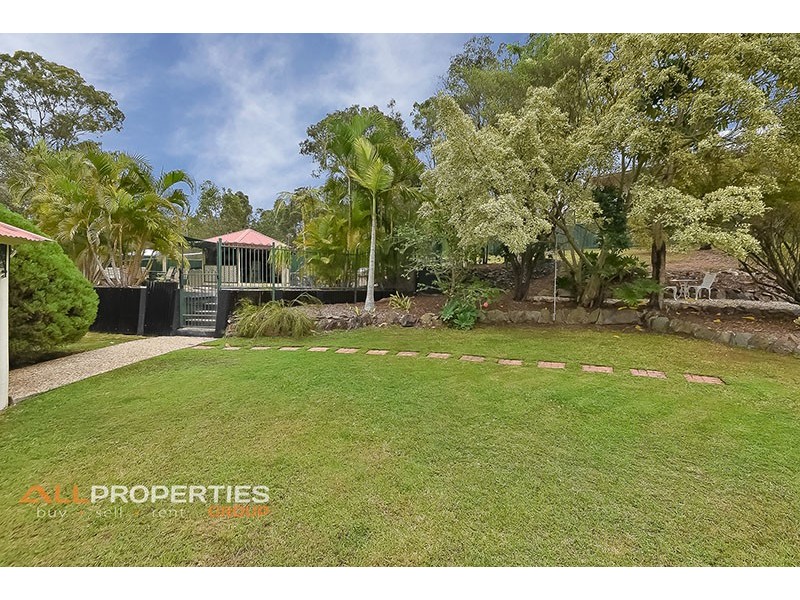 20 Castile Crescent, Holmview QLD 4207