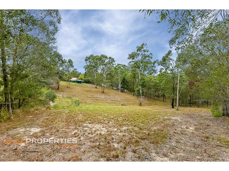 20 Castile Crescent, Holmview QLD 4207