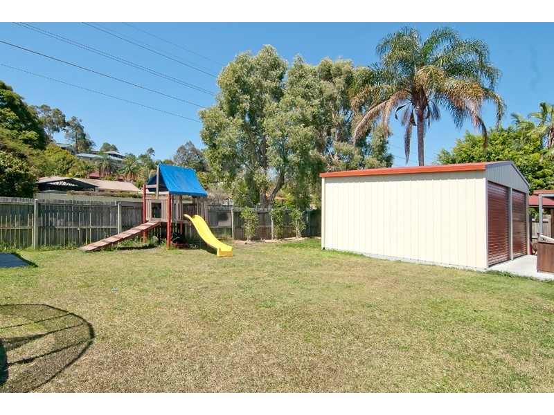 37 Tansey Drive, Tanah Merah QLD 4128