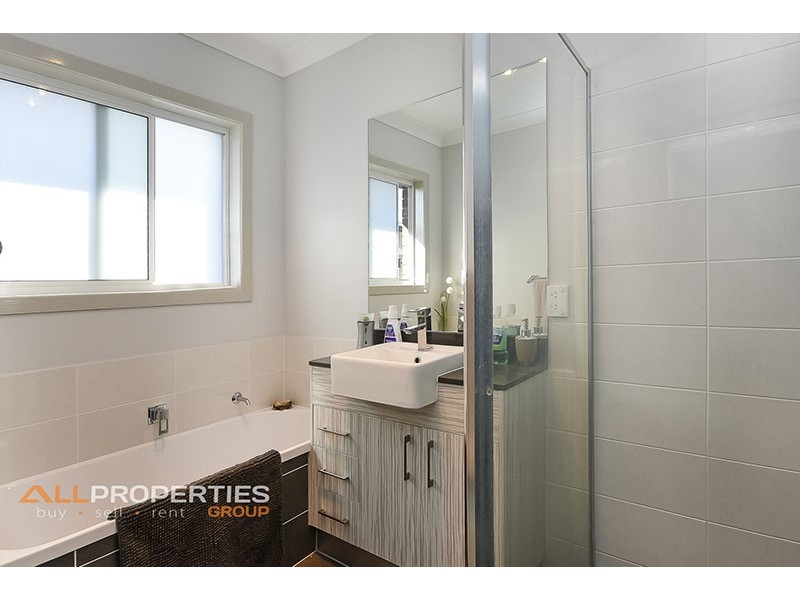 23 Cobblestone Avenue, Logan Reserve QLD 4133