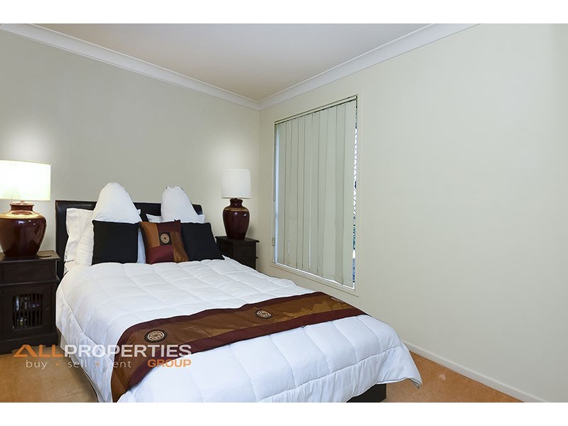 7 Kabut Court, Tanah Merah QLD 4128