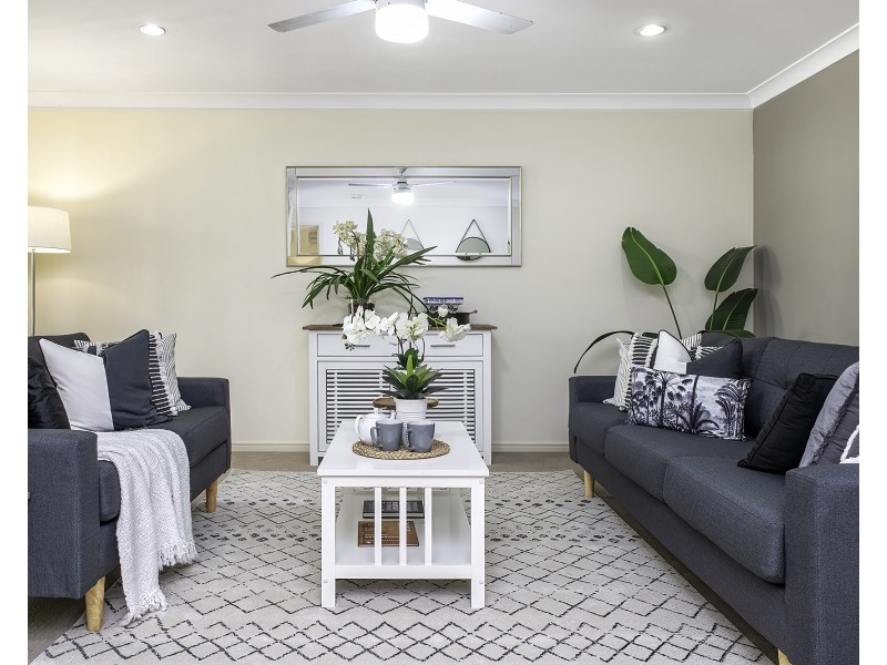 6 Tewantin Way, Waterford QLD 4133