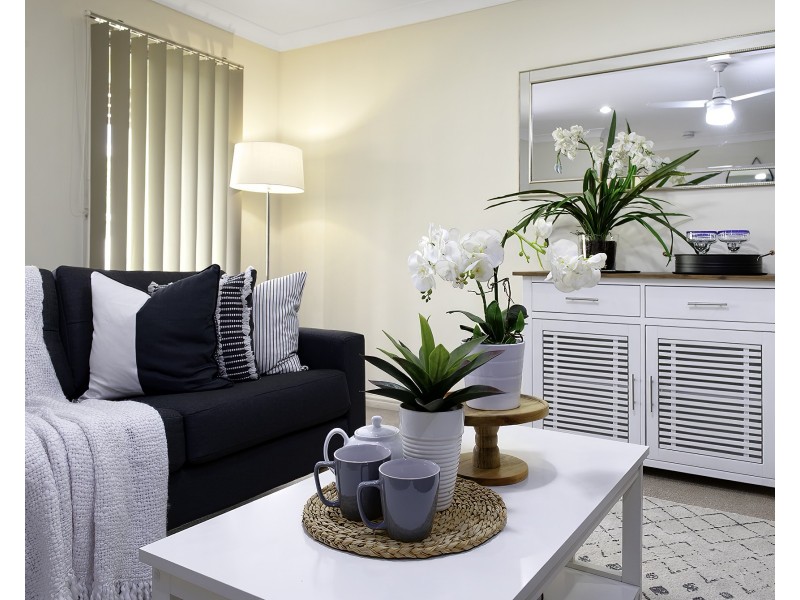 6 Tewantin Way, Waterford QLD 4133