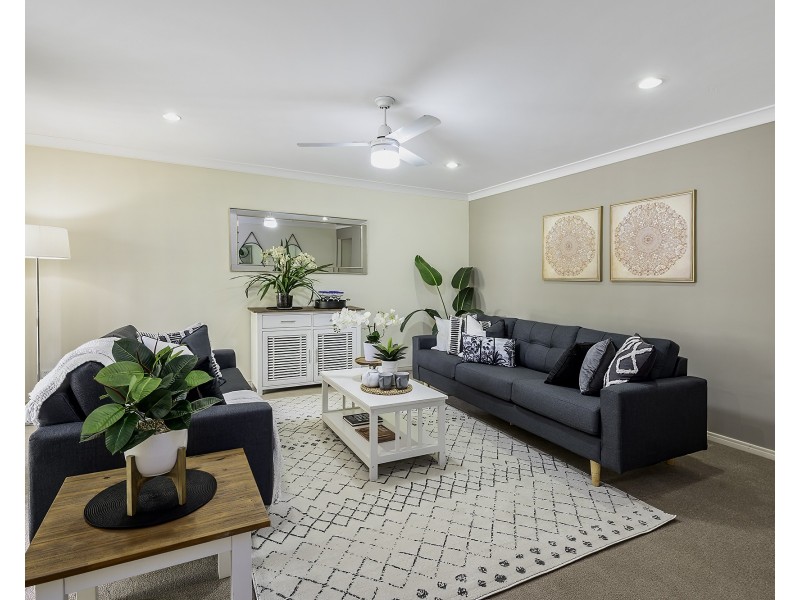 6 Tewantin Way, Waterford QLD 4133