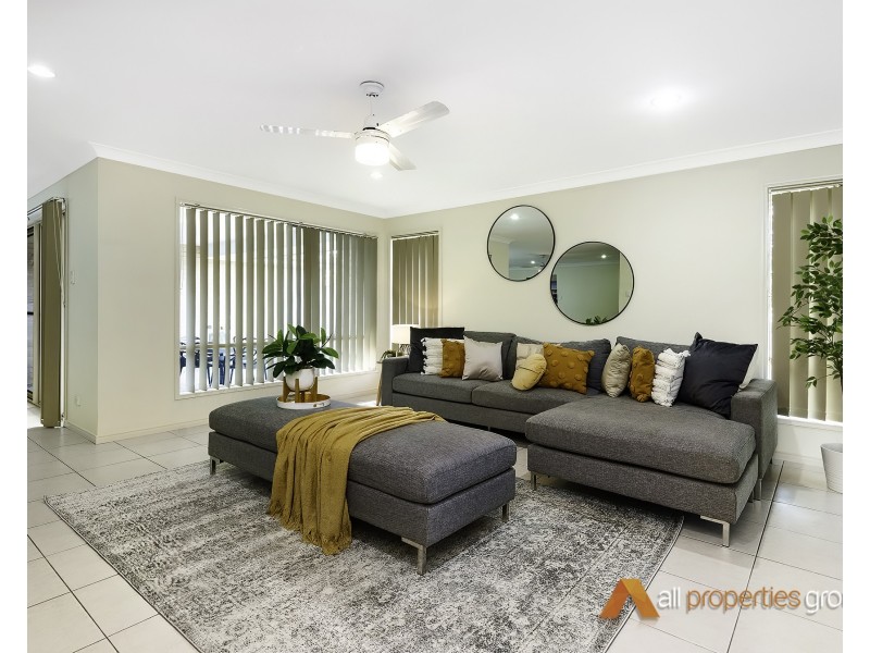 6 Tewantin Way, Waterford QLD 4133