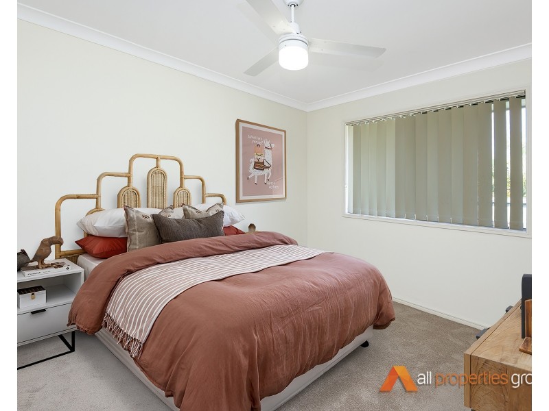 6 Tewantin Way, Waterford QLD 4133
