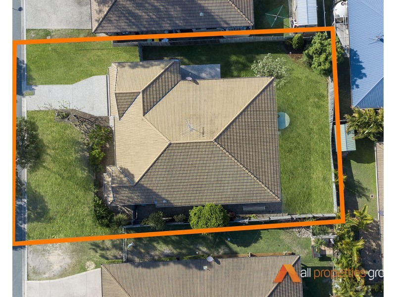 6 Tewantin Way, Waterford QLD 4133