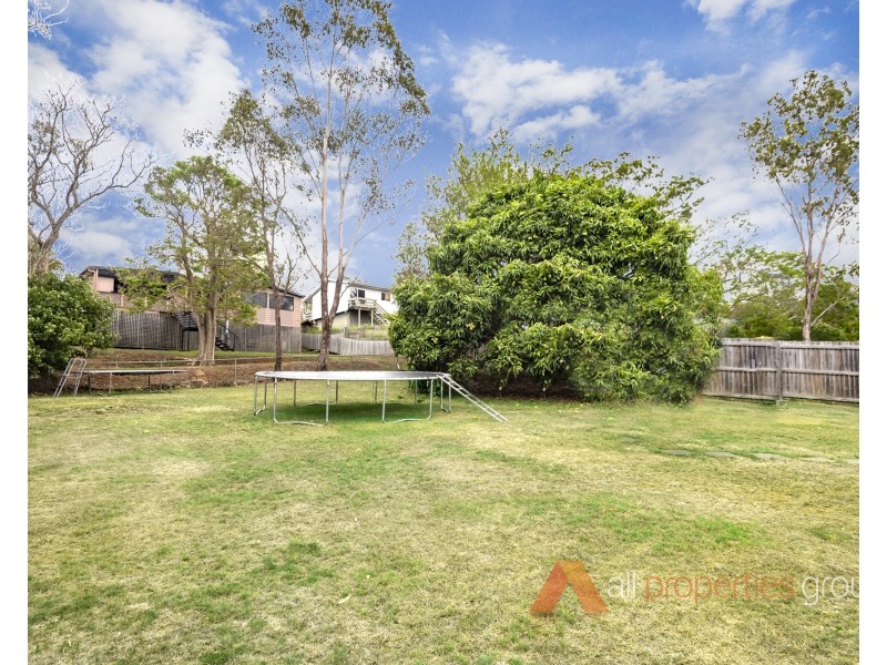 145 Aquarius Drive, Kingston QLD 4114