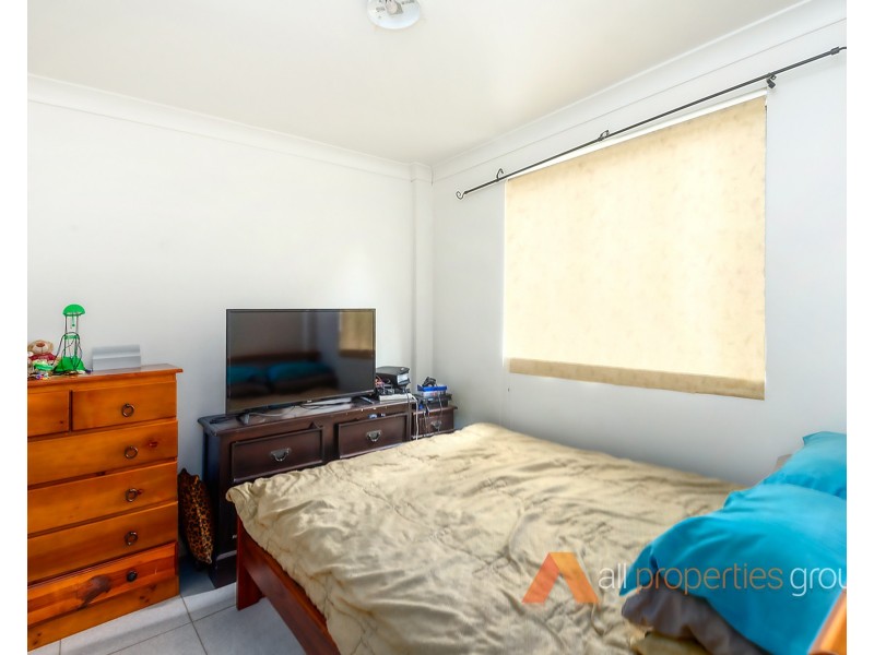 145 Aquarius Drive, Kingston QLD 4114