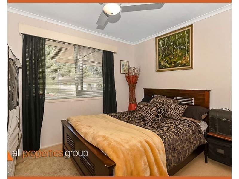 13 Candish St, Woodridge QLD 4114