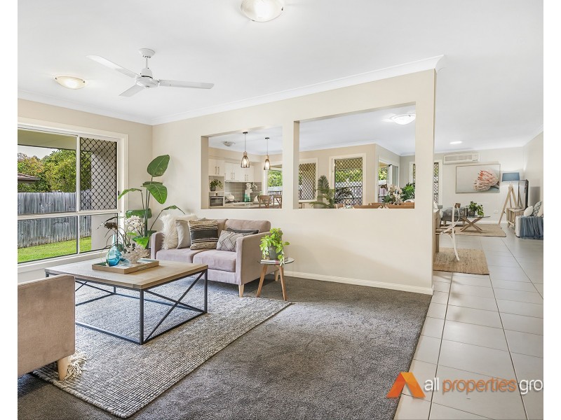 6 Mervyn Crescent, Redland Bay QLD 4165