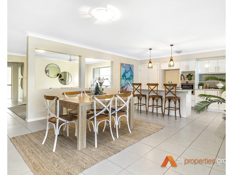 6 Mervyn Crescent, Redland Bay QLD 4165