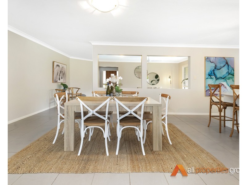 6 Mervyn Crescent, Redland Bay QLD 4165