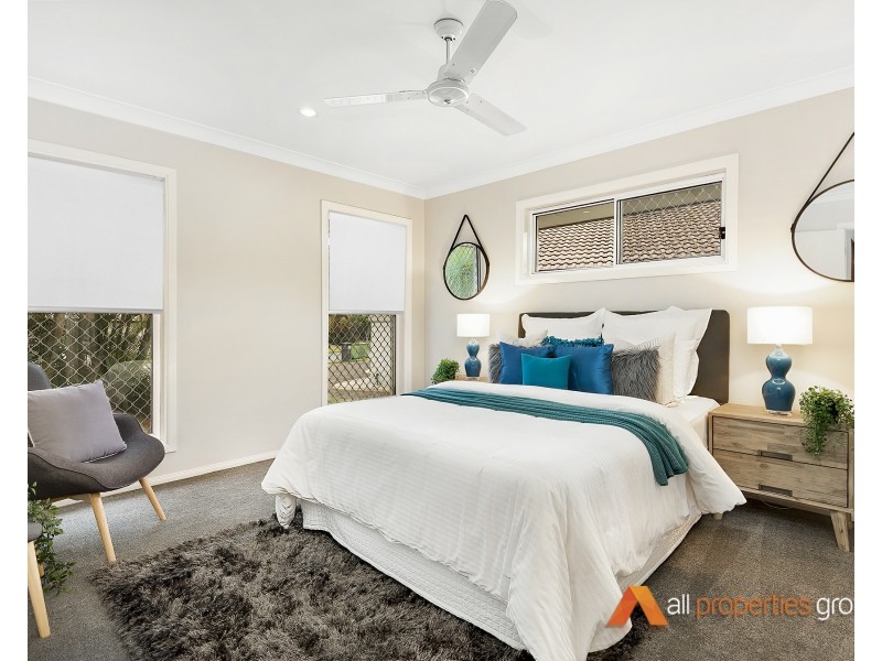 6 Mervyn Crescent, Redland Bay QLD 4165
