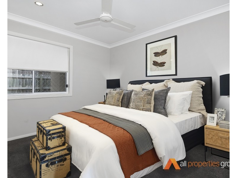 6 Mervyn Crescent, Redland Bay QLD 4165
