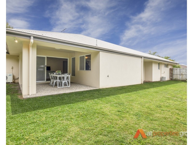 6 Mervyn Crescent, Redland Bay QLD 4165