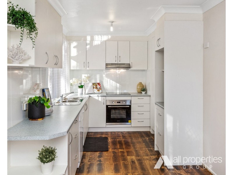 14 Parkview Crescent, Shailer Park QLD 4128