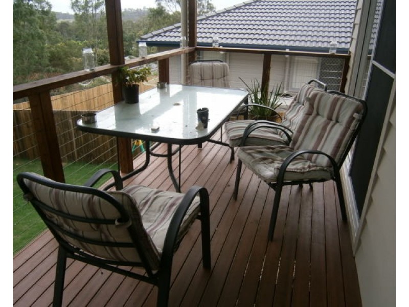 8 Byron Close, Redbank Plains QLD 4301