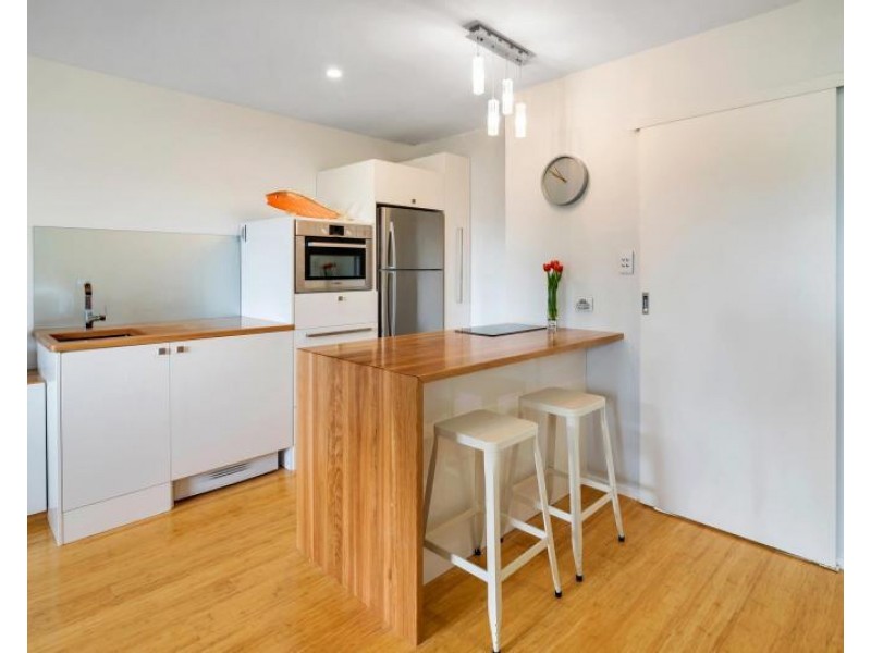 2/38 Imperial Parade, Labrador QLD 4215