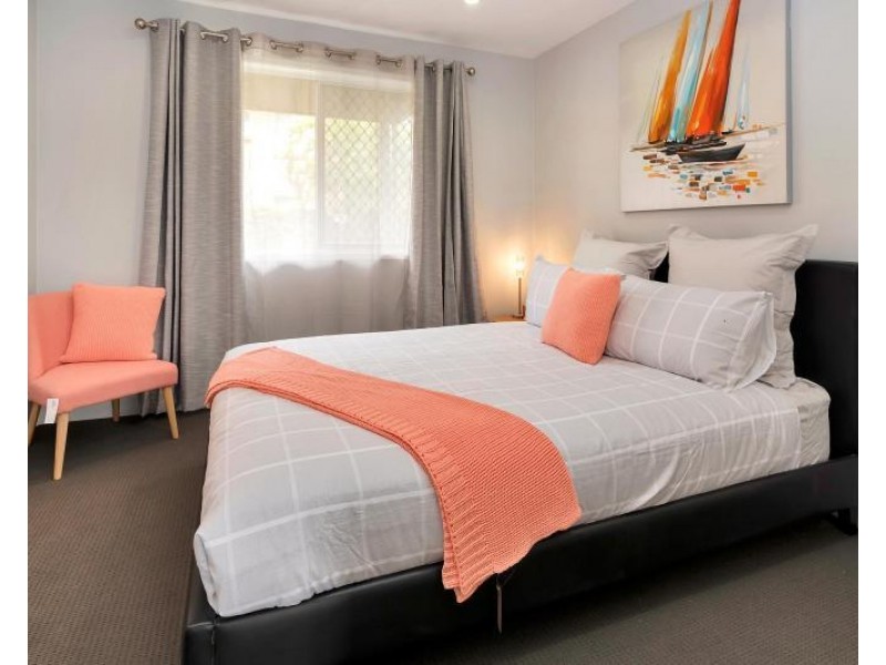 2/38 Imperial Parade, Labrador QLD 4215