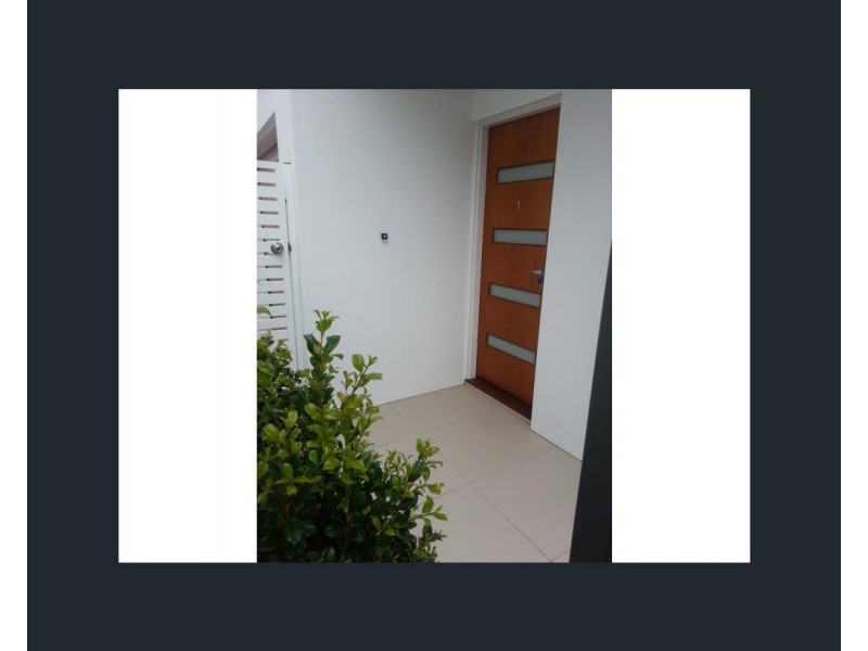 1/15 Fox Street, Wynnum QLD 4178