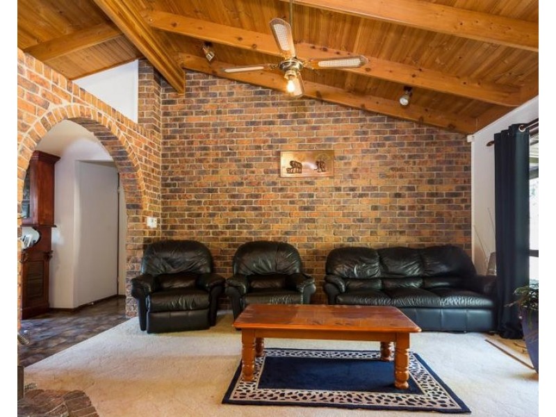 2-16 Luke Road, Buccan QLD 4207