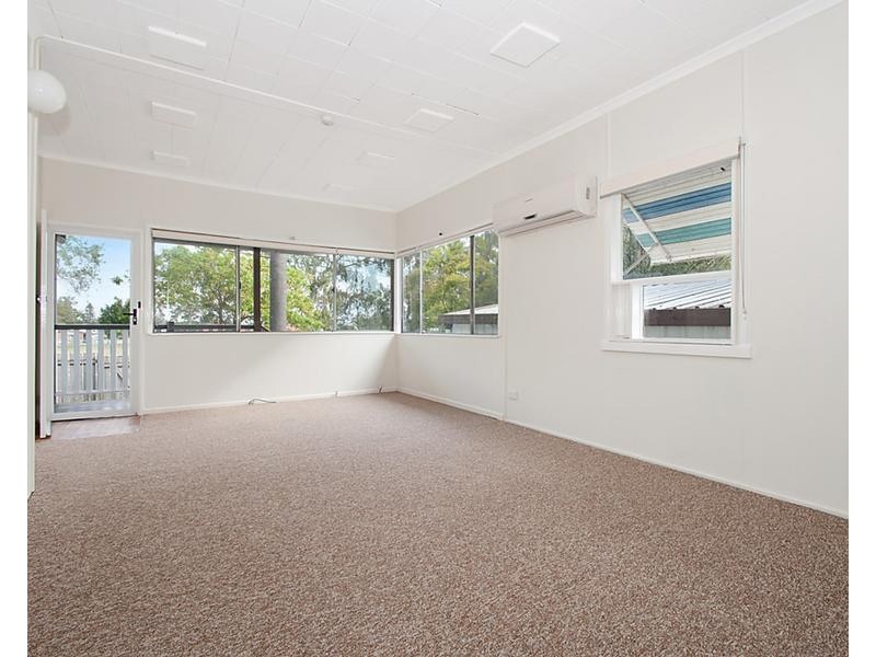 13 Oates Avenue, Woodridge QLD 4114