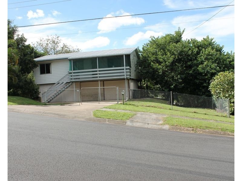 5 Tallagandra Road, Beenleigh QLD 4207