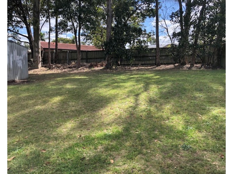 35 Whiteman Street, Crestmead QLD 4132