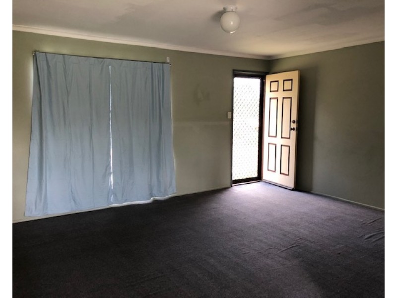 35 Whiteman Street, Crestmead QLD 4132