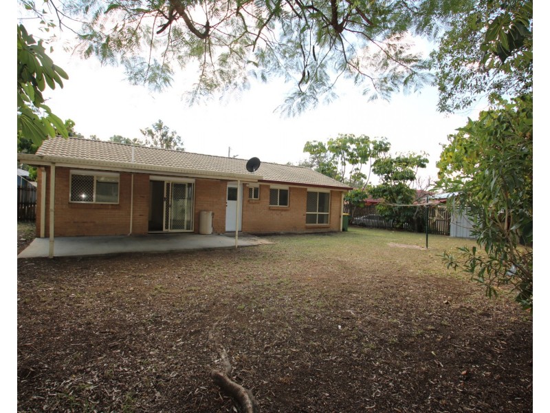 3 Cyril Court, Hillcrest QLD 4118