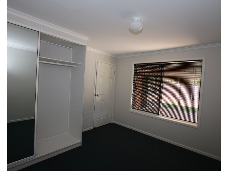 17 Trulson Drive, Crestmead QLD 4132