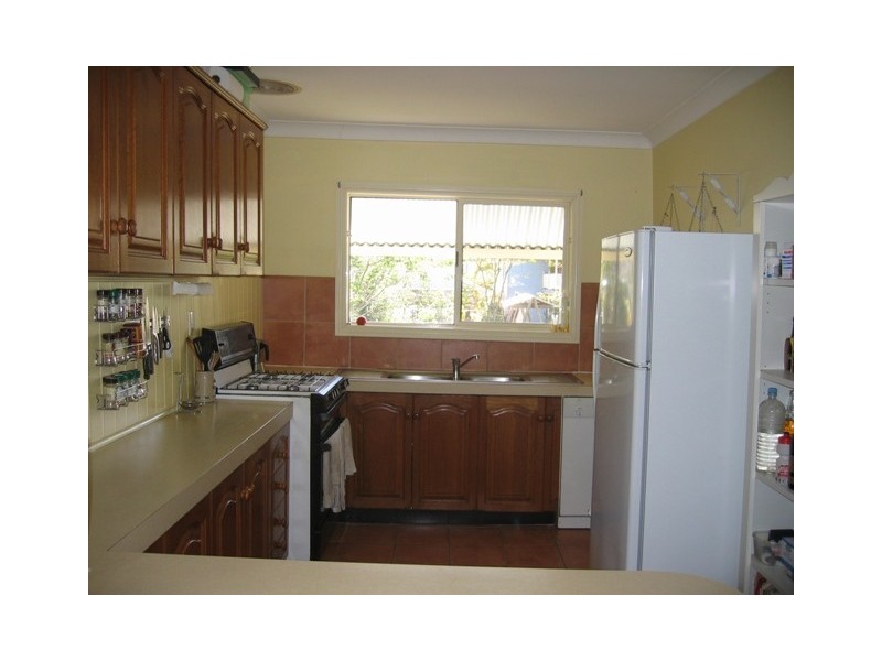 24 Thomas Street, Sherwood QLD 4075