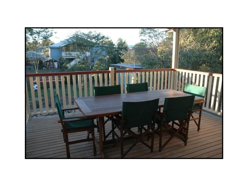 24 Thomas Street, Sherwood QLD 4075