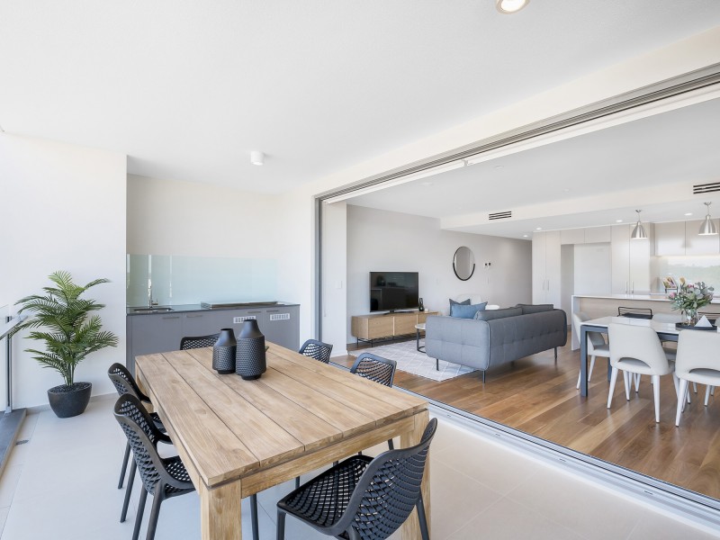 25 Riverview Terrace, Indooroopilly QLD 4068