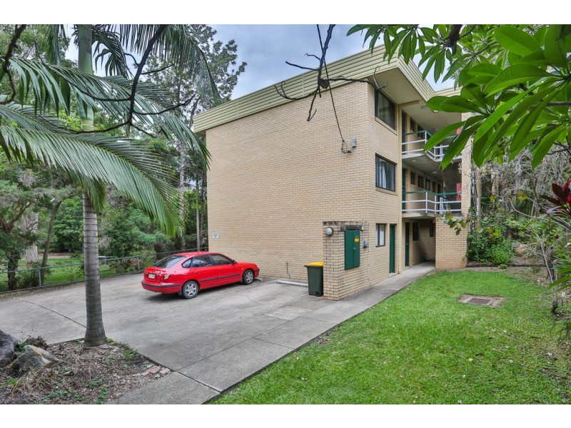 10/16 McCulla Street, Sherwood QLD 4075