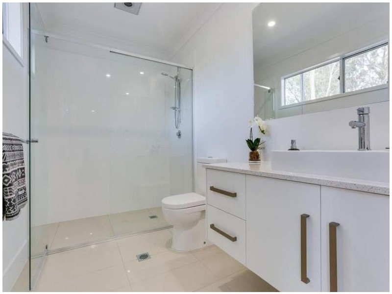 558 Blunder Road, Durack QLD 4077