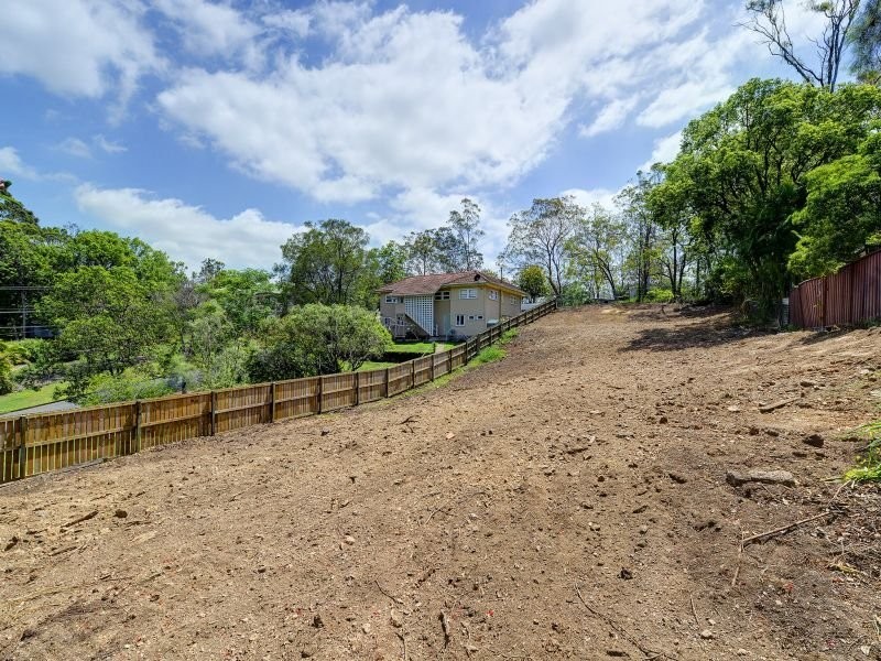 35 Fig Tree Pocket Road, Chapel Hill QLD 4069