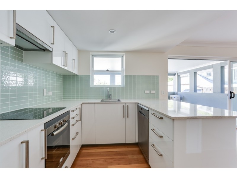 8/21 Forrester Terrace, Bardon QLD 4065